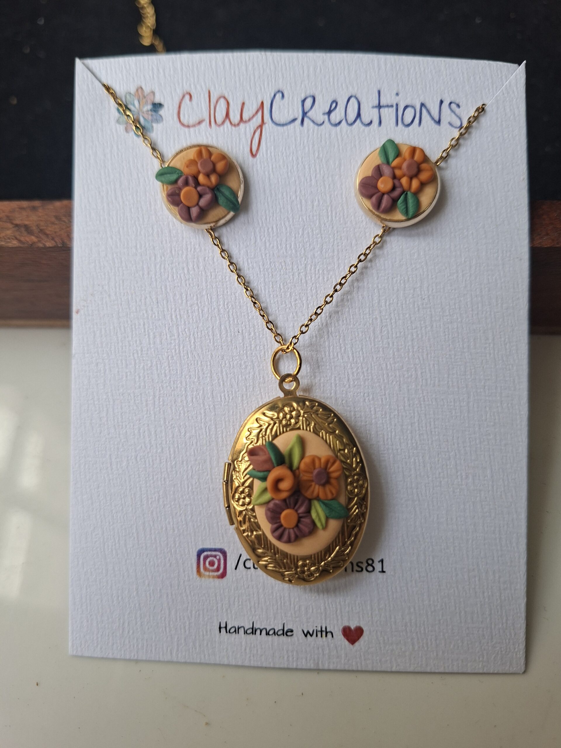 Floral Locket - moment of bloom